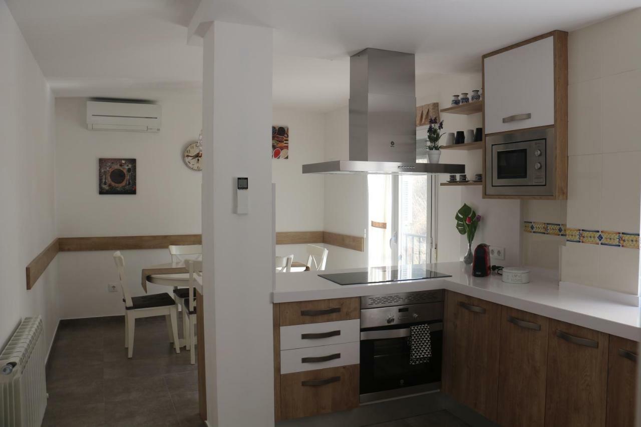 Apartamentos Homelife Roca Tarpeya Toledo Exteriér fotografie